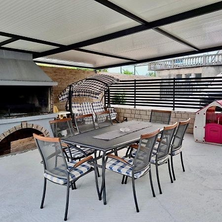Apartman Lara Rijeka Bagian luar foto