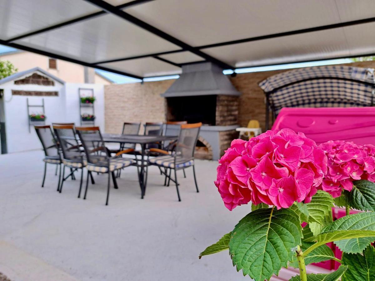 Apartman Lara Rijeka Bagian luar foto