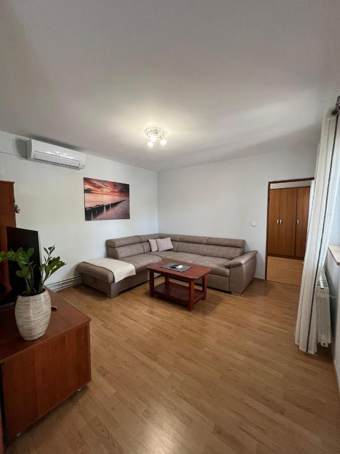 Apartman Lara Rijeka Bagian luar foto