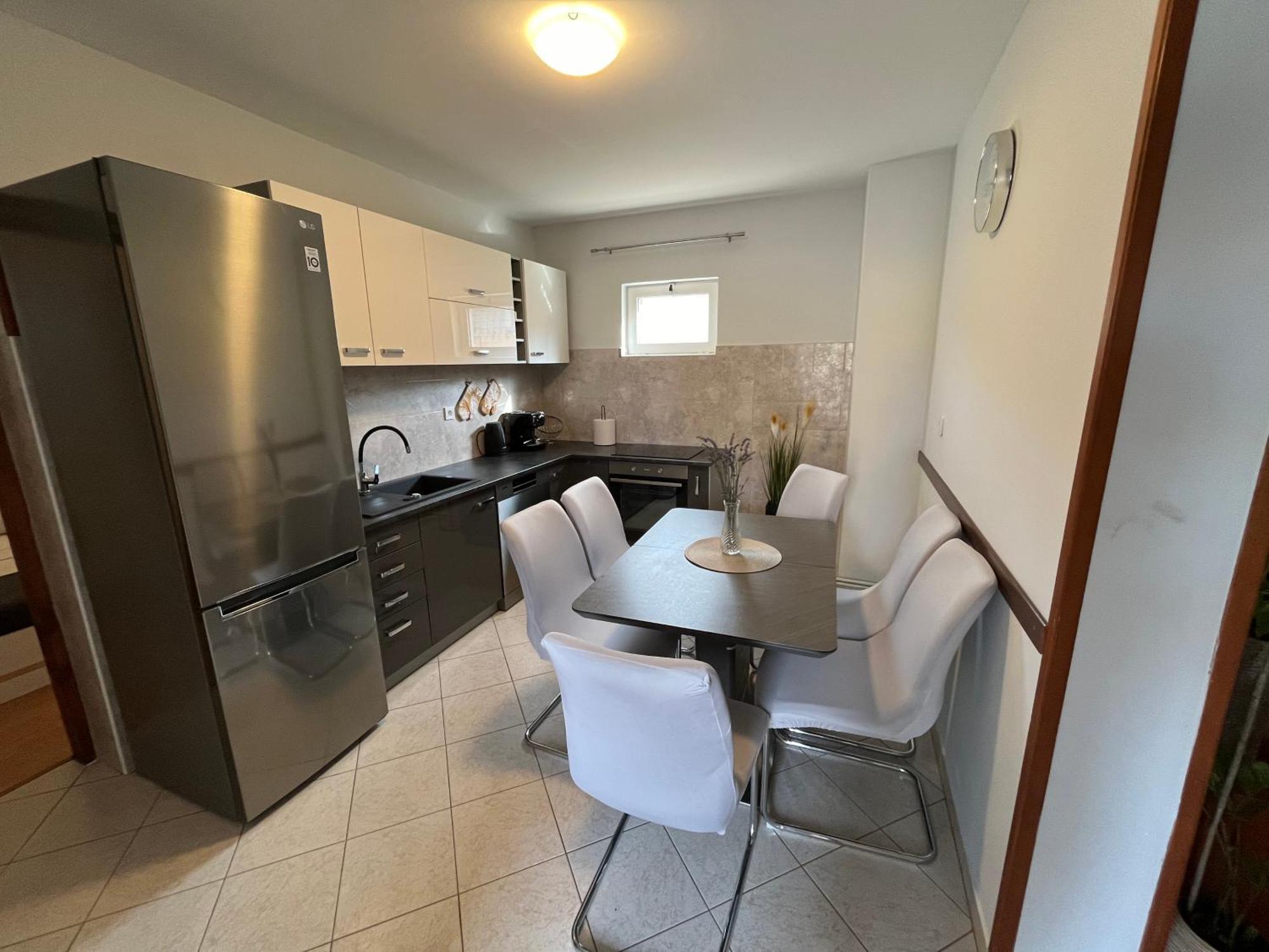 Apartman Lara Rijeka Bagian luar foto